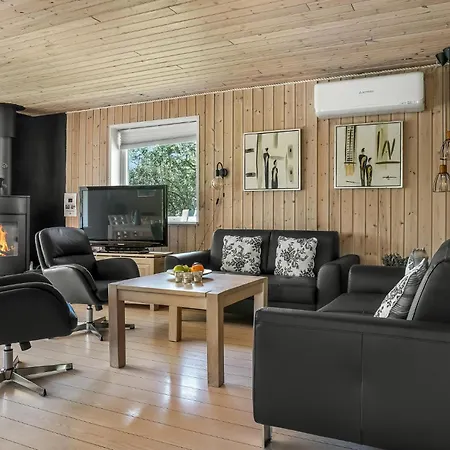 3 Bedroom Lovely In *